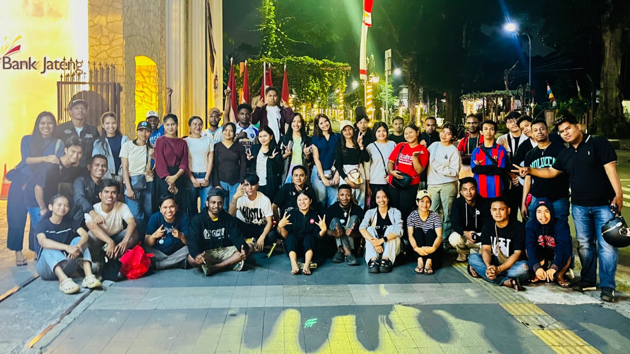 Bergandengan Tangan untuk NTT: GMKI Salatiga Turun Jalan Galang Solidaritas Kemanusiaan